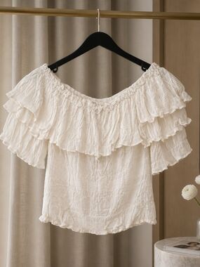 Umgee Off-Shoulder Ruffle Blouse - New with Tags